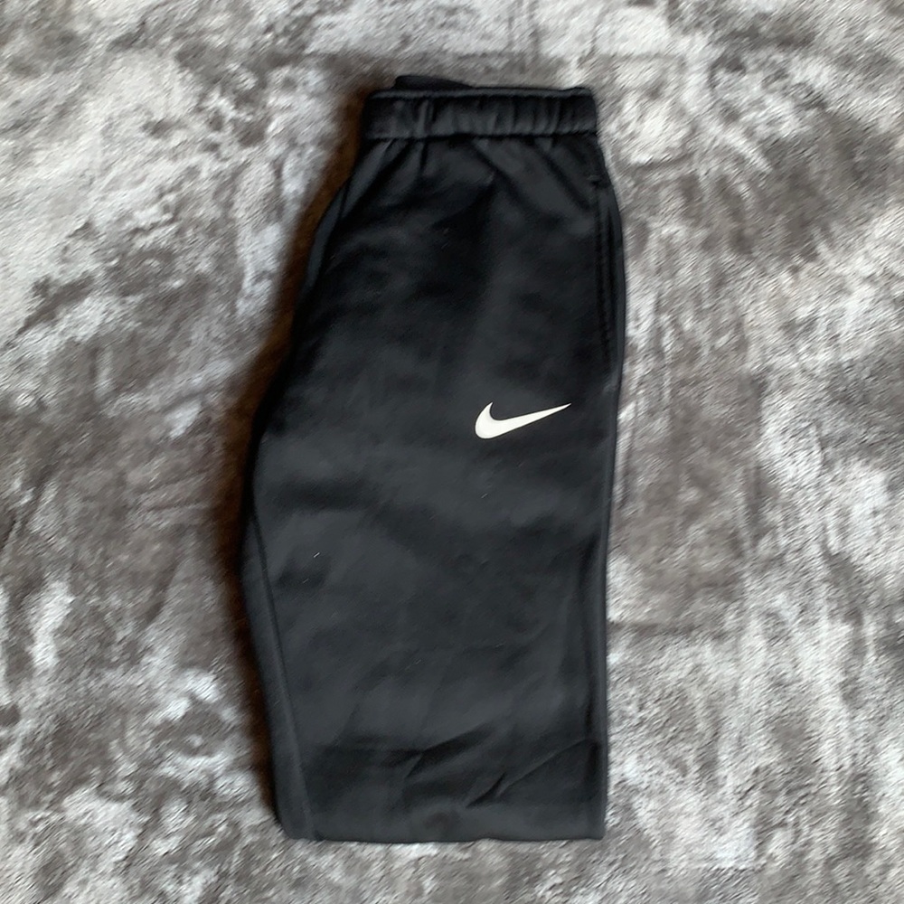 Girls Nike joggers